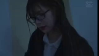 【兄妹乱伦】大神用金钱诱惑自己18岁高三亲妹妹乱伦