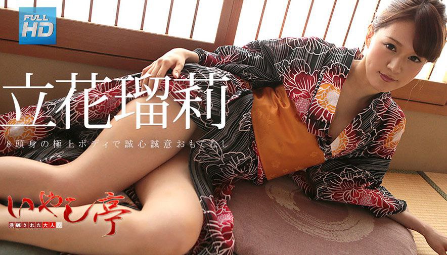 【奶油甜心】网红妹子跳蛋塞逼自慰，给炮友口交足交塞跳蛋尿尿，很是诱惑喜欢不要错过